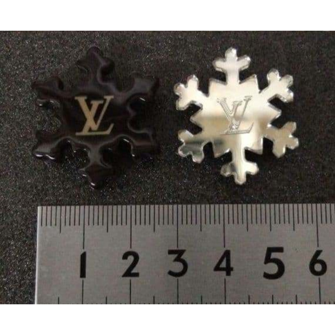 Louis Vuitton 雪の結晶アクセサリーセット LOUIS VUITTON - 廃盤