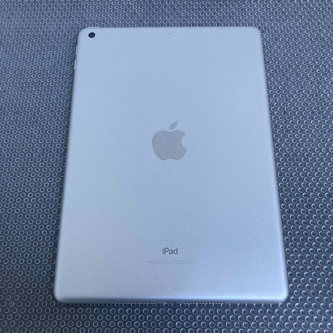 4001 極美品新品級☆iPad5 第5世代 32GB WIFIモデル☆