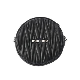 MIU MIU（ポーチ ・ ブラック/黒色系）のフリマアイテム一覧
