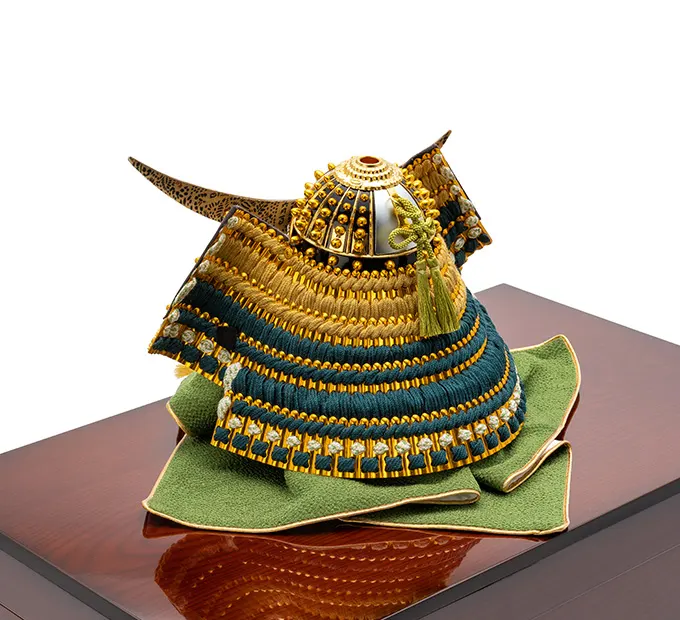 五月人形「伊達政宗の兜（収納タイプ）」｜五月人形の通販 ふらここ