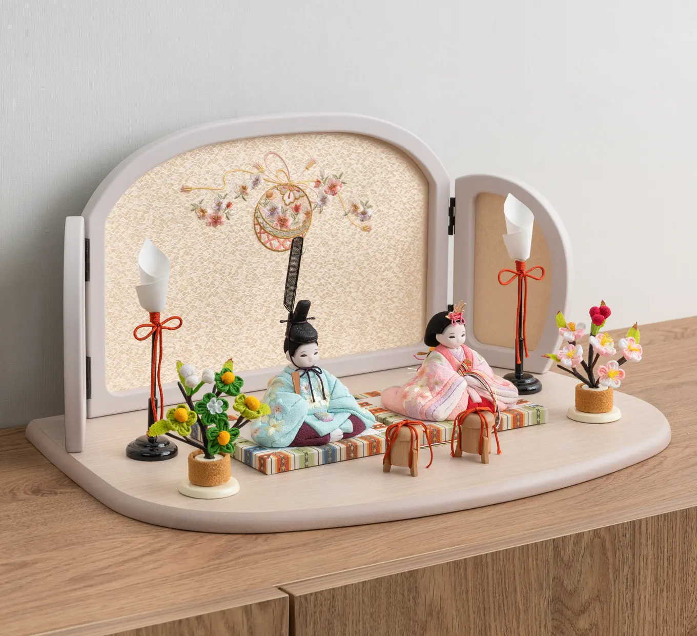 雛人形「れいれい 京刺繍・桜色（ナチュラル）」｜雛人形の通販 ふらここ