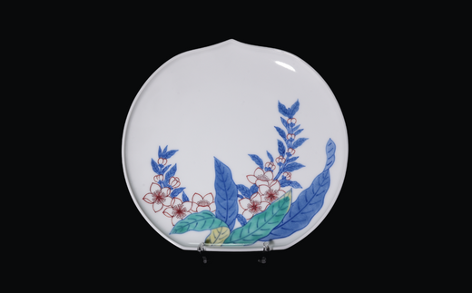 有田焼】重要無形文化財 今右衛門窯 色鍋島 桃文皿 - 佐賀県NPO支援