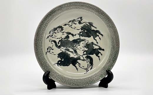 伝統工芸品大堀相馬焼 栖鳳窯 馬九絵皿 F6U-369 - 福島県矢吹町