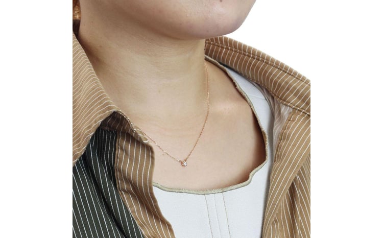 K10ピンクゴールドダイヤモンドネックレス】大人気 コロンと可愛い4点