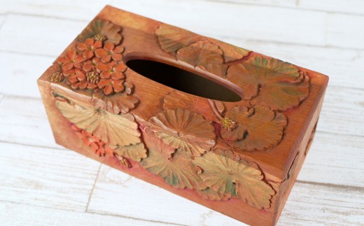 限定：1】ゼラニウムの木彫りティッシュボックス - 沖縄県金武町