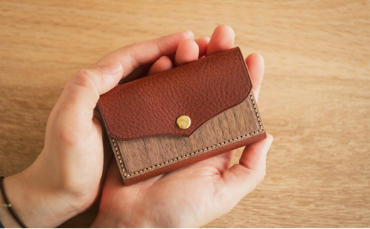 木×革 カードケース 茶色 木製 革製品 名刺入れ 名刺ケース カード入れ