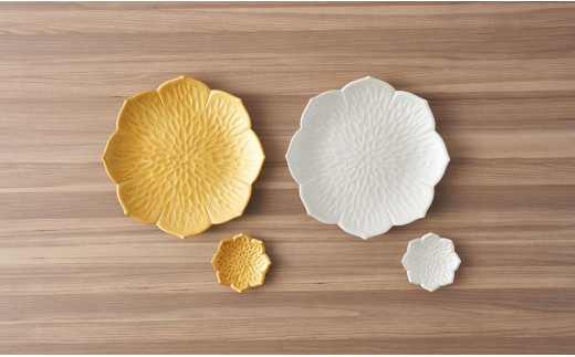 有田焼 flower plate 桔梗/金銀彩（銘々皿・豆皿 計4ヶセット）深海三