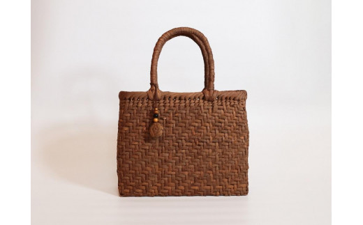 純国産 山葡萄かご 商品番号No.2 | 天然素材 かご バッグ 山葡萄籠