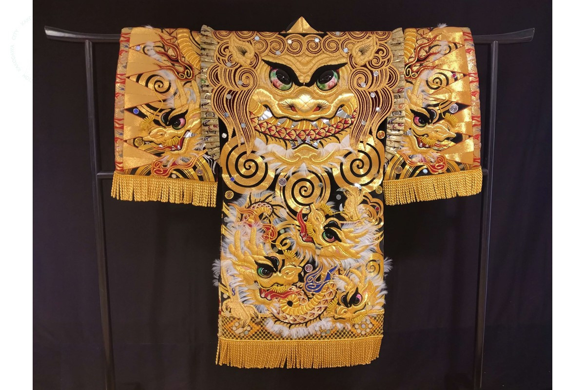 石見神楽刺繍衣裳 鬼着（おにぎ） 石見神楽 刺繍 衣裳 鬼着 日本遺産