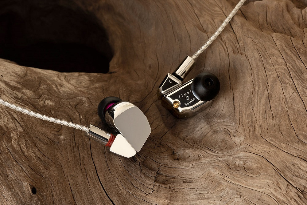 高音質有線イヤホン final E5000 MMCX シルバーコートケーブル付属