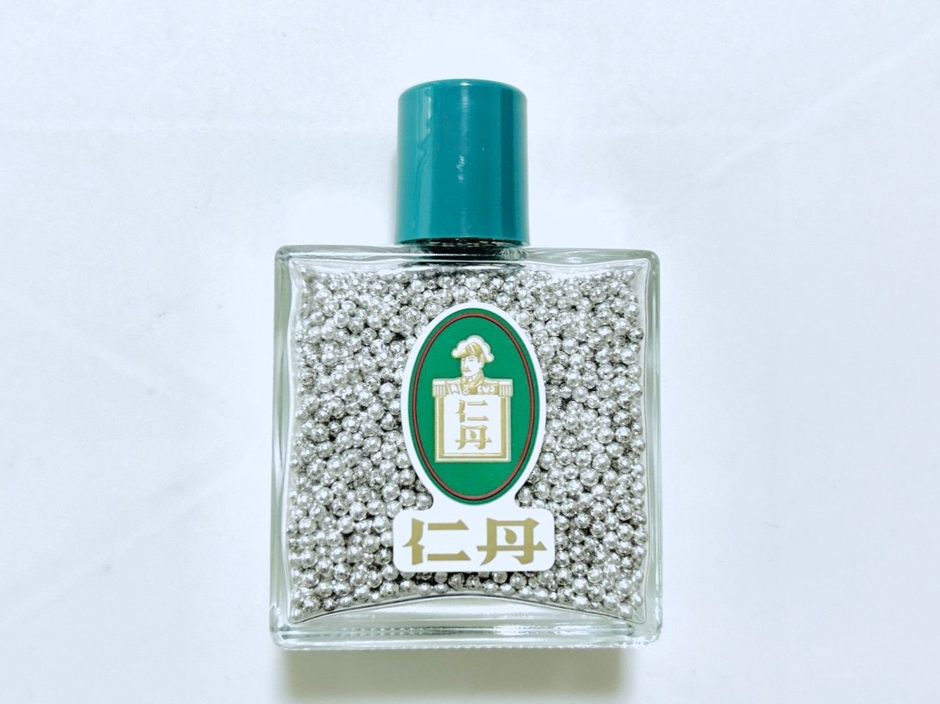 なぜ今人気？レトロアイテムの森下仁丹「銀粒仁丹」に注目。一体どんな