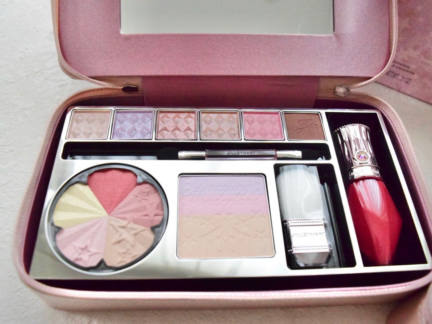 ジルスチュアート：ダズリングワンダーランドコレクションの口コミや