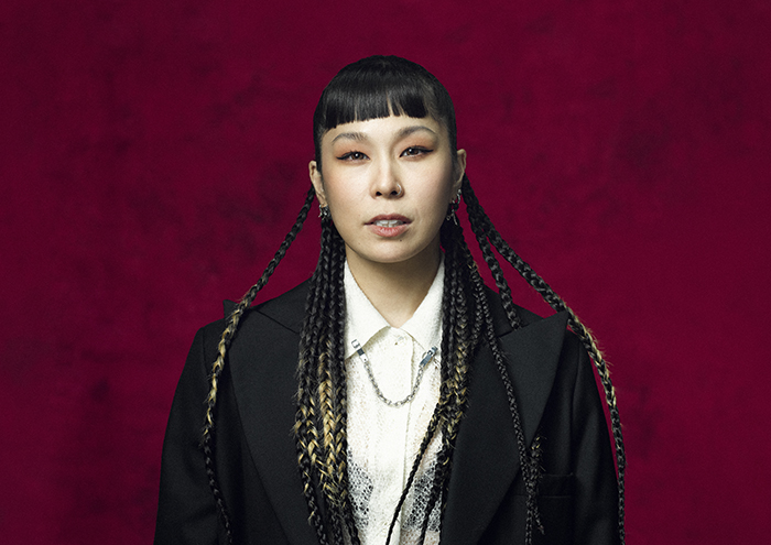 AI ベストアルバム『25th THE BEST - ALIVE』2月26日発売《HMV限定特典