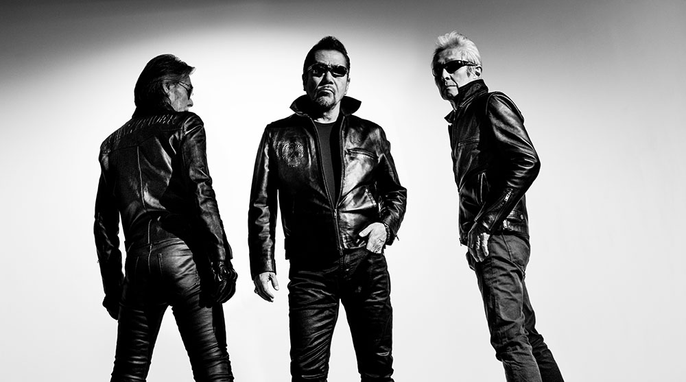 T.C.R.横浜銀蝿R.S. デビュー45周年の集大成がついに映像化『45th Live