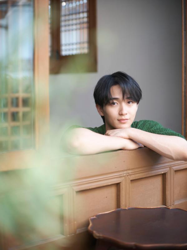 野村康太1st写真集 暁紀 : 野村康太 | HMV&BOOKS online - 9784065407707