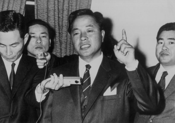 金泳三元大統領に学ぶべき“四つの決定的な場面” : 政治•社会