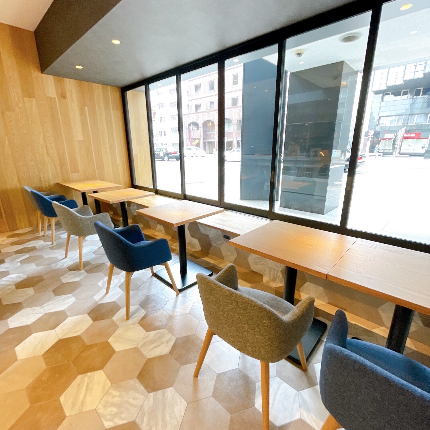 Z/X coffee新栄店 新栄/東桜/泉/カフェ ネット予約可 | ヒトサラ