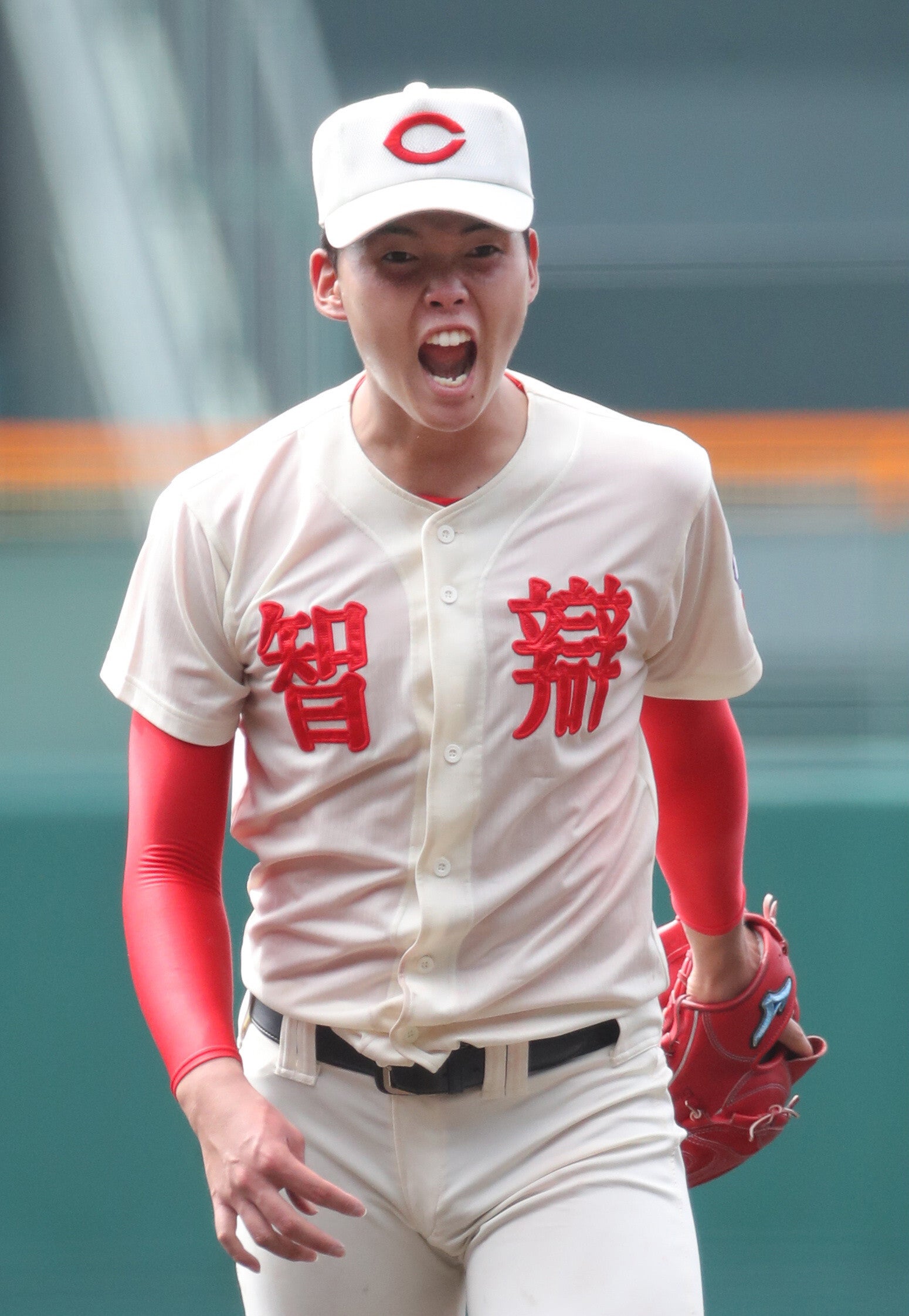 甲子園決勝の「智弁対決」、どう見分ければいい？ ユニフォームの違い