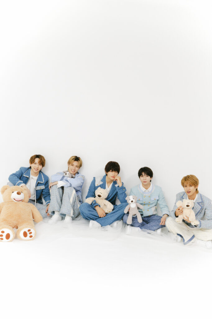 M!LK】ぬいぐるみとの撮影は「ちょっと照れくさかったです（笑）」 - JJ