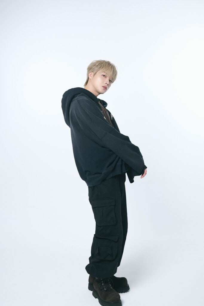 iKON JAY（ジェイ） 除隊後初インタビュー「メンバーの第一印象」から