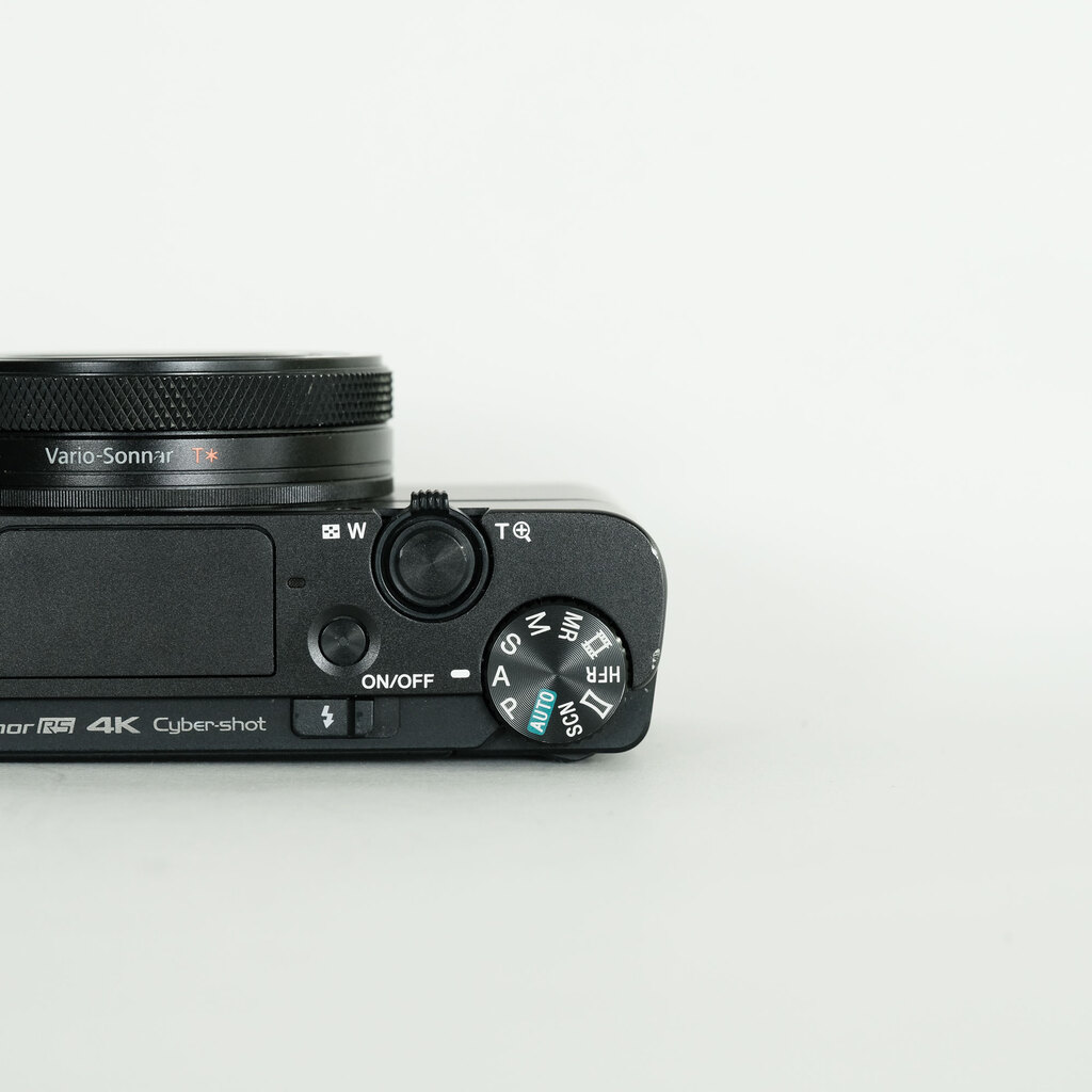 SONY Cyber-shot DSC-RX100M7の出品 | ONE SCENE（ワンシーン）