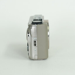 SONY Cyber-shot DSC-HX9V ゴールドの出品 | ONE SCENE（ワンシーン）