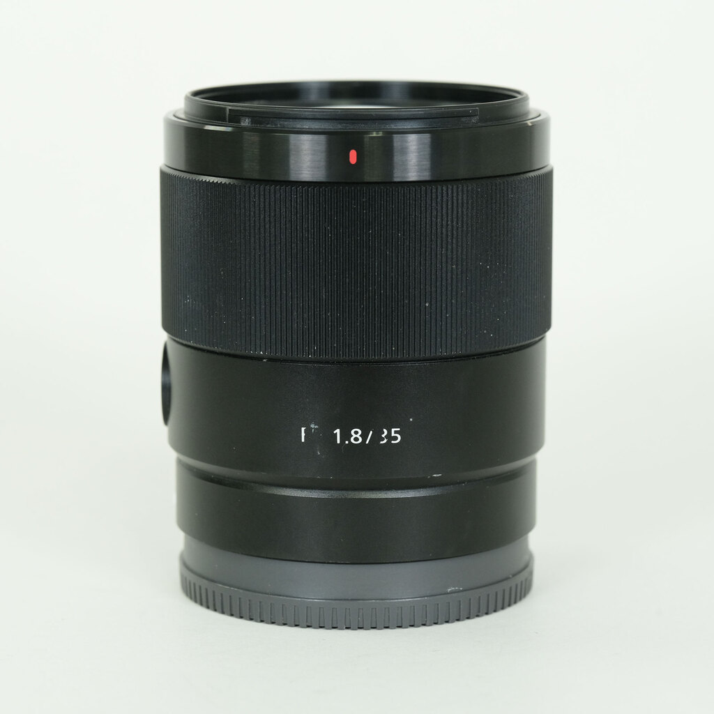 FE 35mm F1.8 SEL35F18F 中古価格比較 - 価格.com