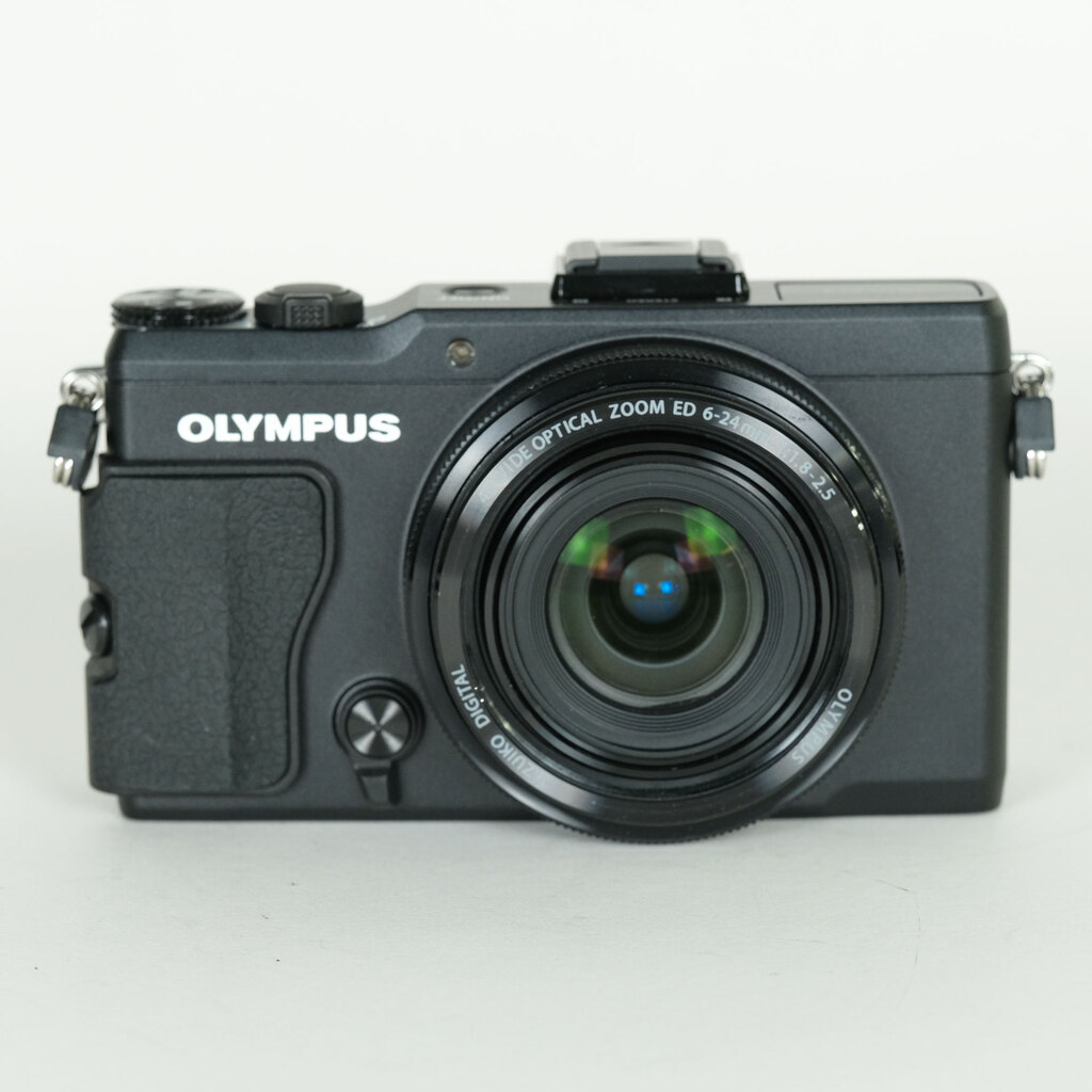 OLYMPUS STYLUS XZ-2 ブラックの出品 | ONE SCENE（ワンシーン）