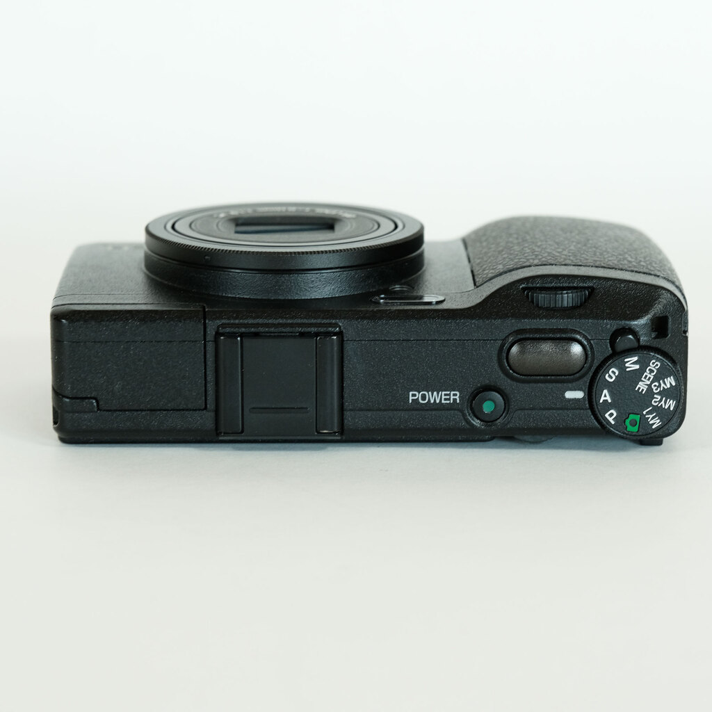 RICOH GR DIGITAL IVの出品 | ONE SCENE（ワンシーン）