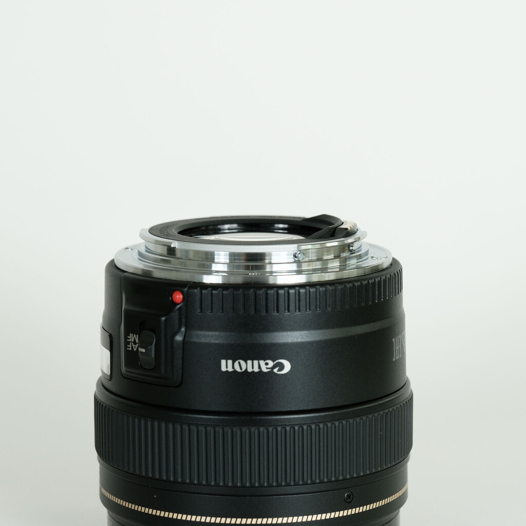 Canon EF85mm F1.8 USMの出品 | ONE SCENE（ワンシーン）