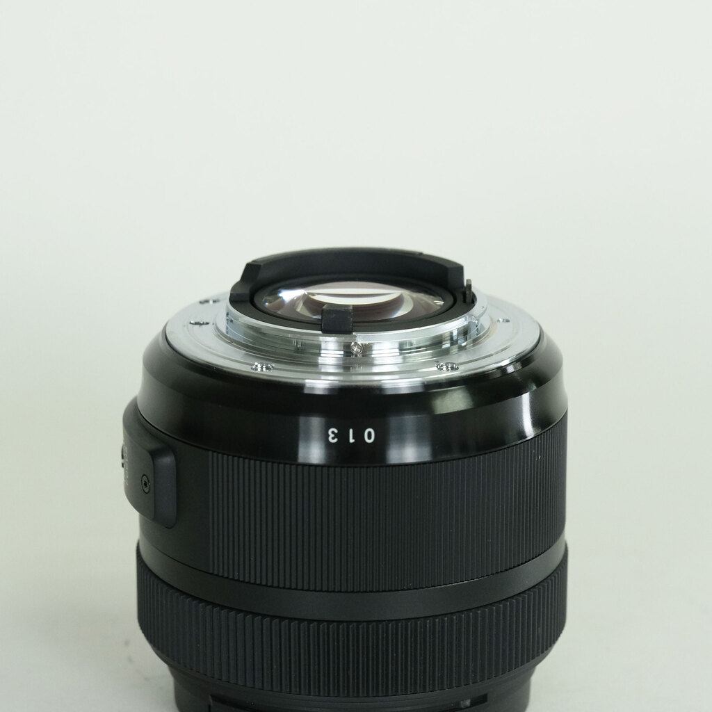 SIGMA 30mm F1.4 DC HSM｜Art [ニコン用]の出品 | ONE SCENE（ワンシーン）