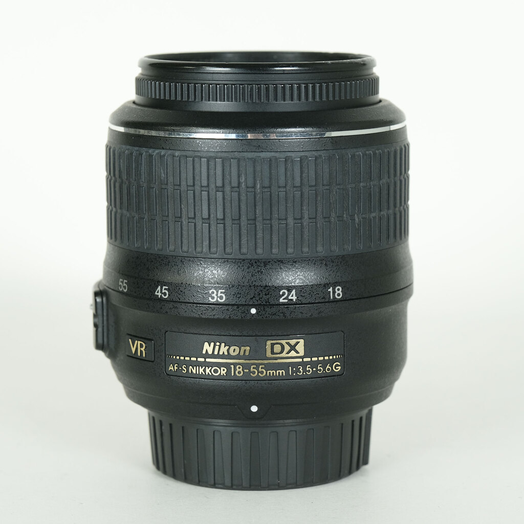 AF-S DX NIKKOR 18-55mm f/3.5-5.6G VR 中古価格比較 - 価格.com
