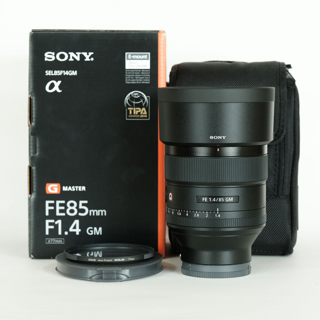 SONY FE 85mm F1.4 GM SEL85F14GMの出品 | ONE SCENE（ワンシーン）