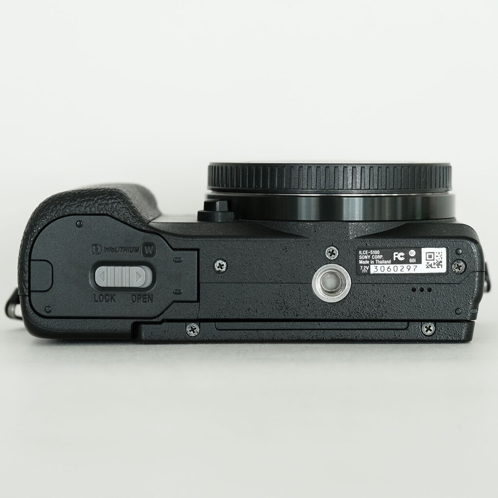 SONY α5100 ILCE-5100 ブラックの出品 | ONE SCENE（ワンシーン）