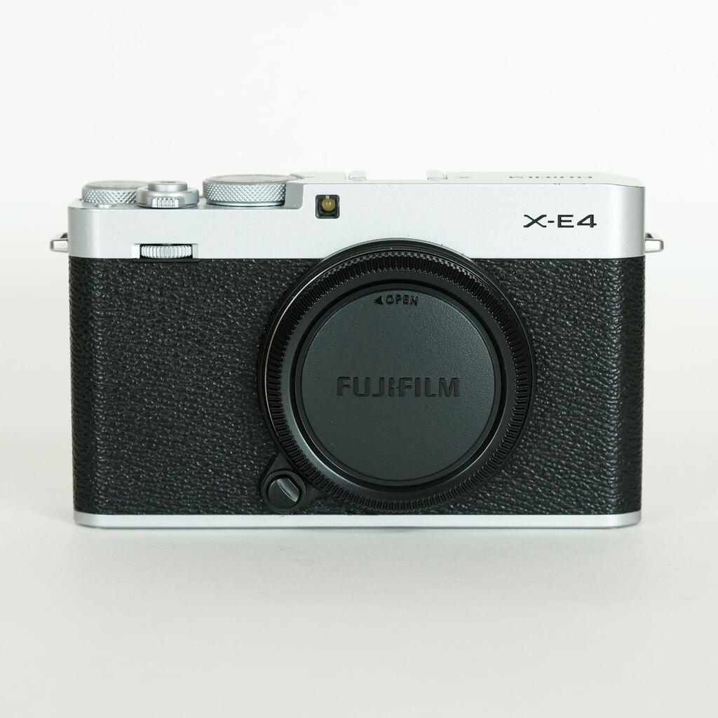 FUJIFILM X-E4の出品 | ONE SCENE（ワンシーン）