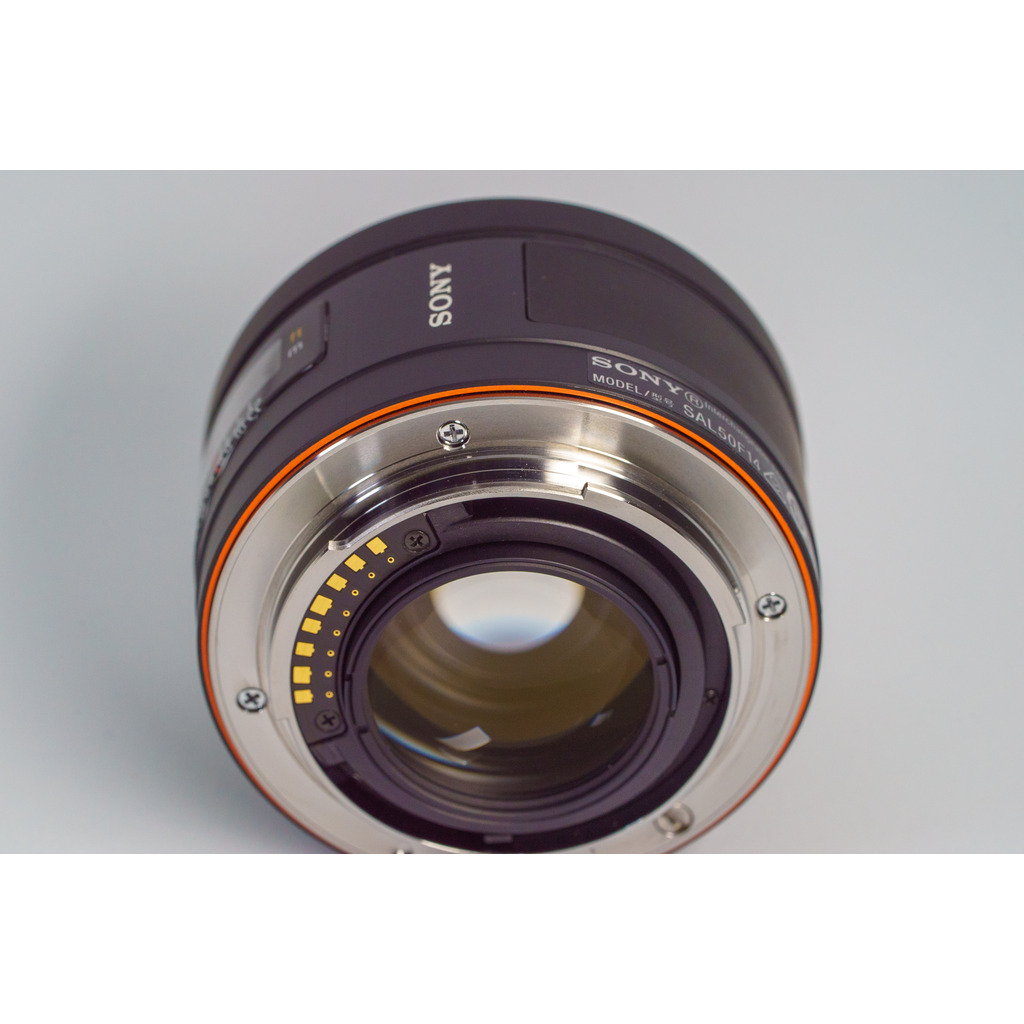 SONY 50mm F1.4 SAL50F14の出品 | ONE SCENE（ワンシーン）