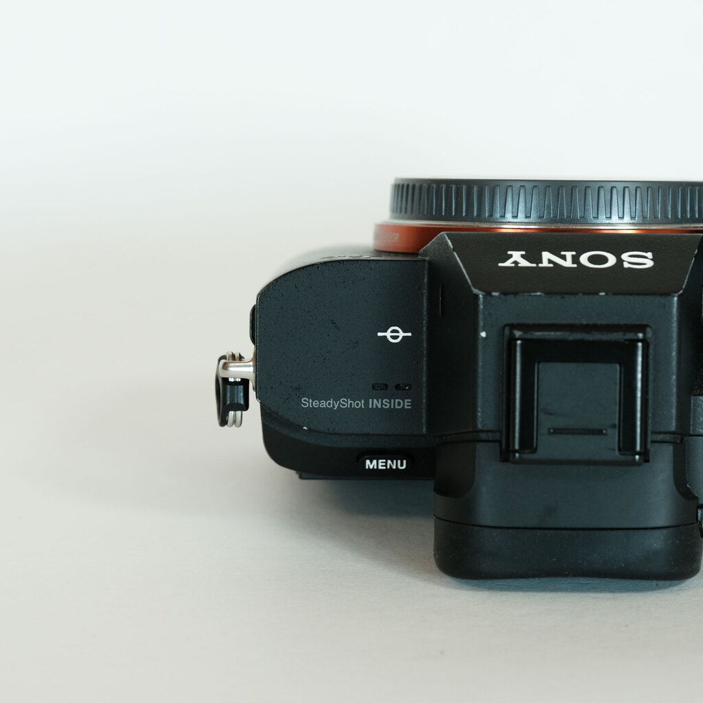 SONY α7 II（ILCE-7M2）の出品 | ONE SCENE（ワンシーン）