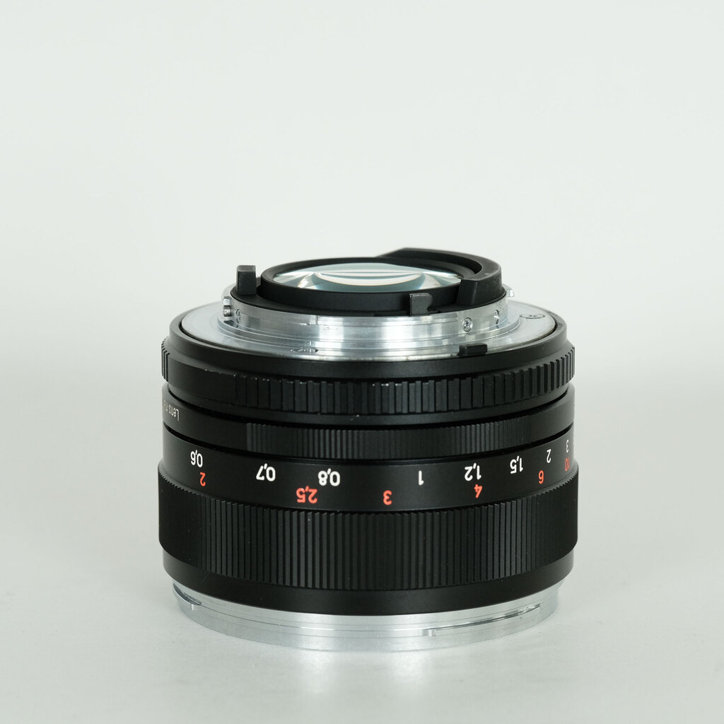 Carl Zeiss Planar T* 50mm F1.4 ZF [ニコンF用]の出品 | ONE SCENE