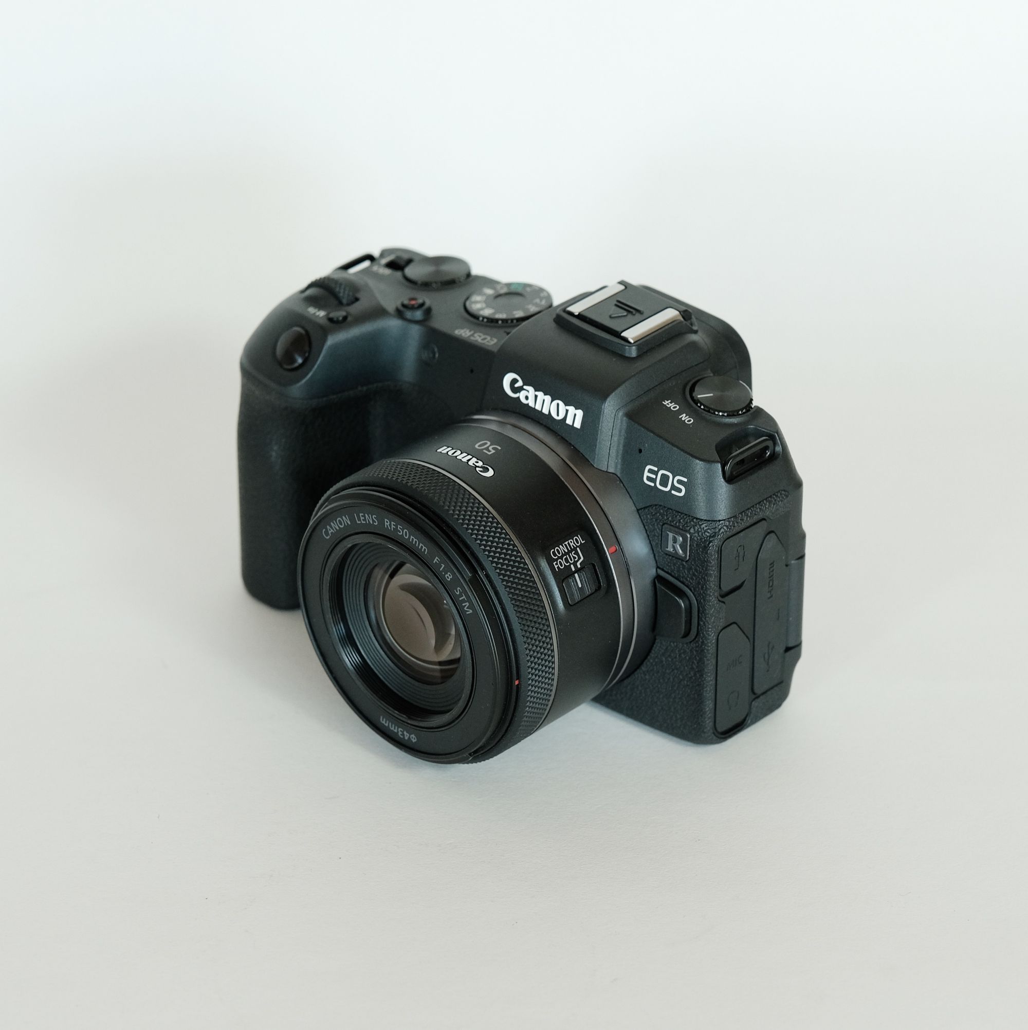 Canon EOS RPを徹底解説。愛用者のレビュー・作例付き | ONE SCENE