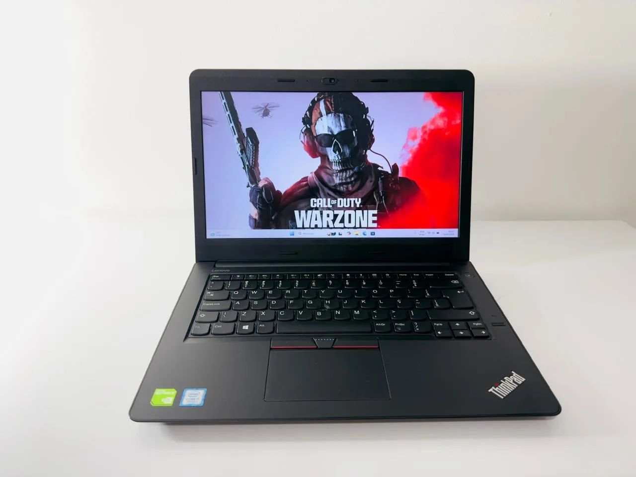 Notebook Lenovo Thinkpad I7-7th-8GB Ram-SSD 240Gb-Nvidia GeForce