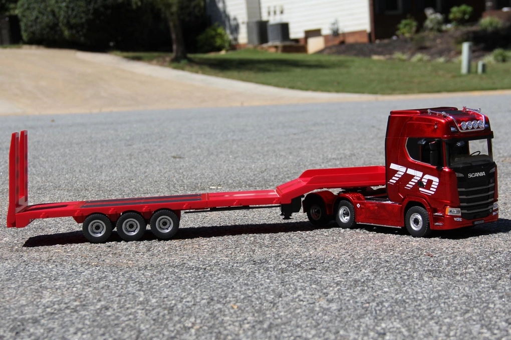 Huina Scania 770S Red 1/18 Scale Semi Tractor - RTR [HUA1501