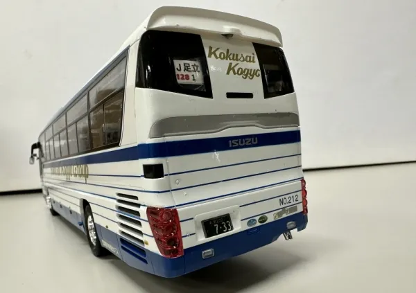 フジミ1/32いすゞガーラ 国際興業観光バス｜車・AUTO｜プラモデル