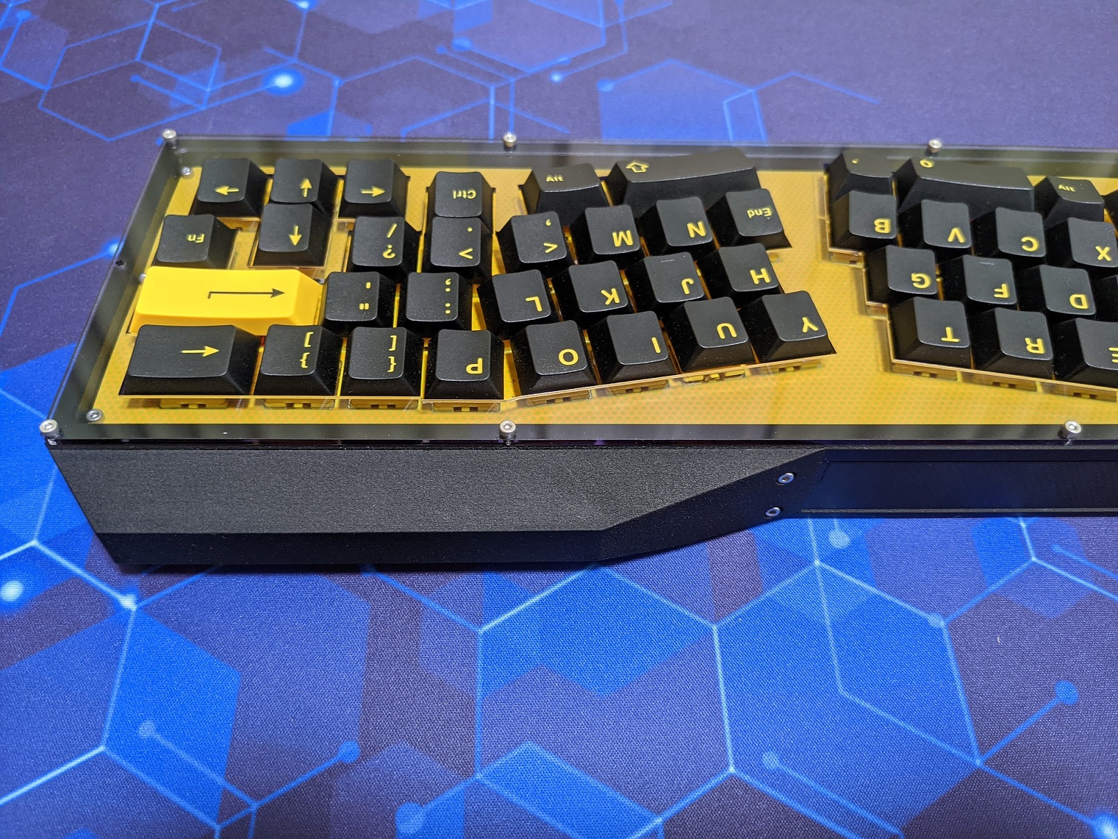 GL516ケース用 単4電池ケース『左用』 - DMM.make クリエイターズ