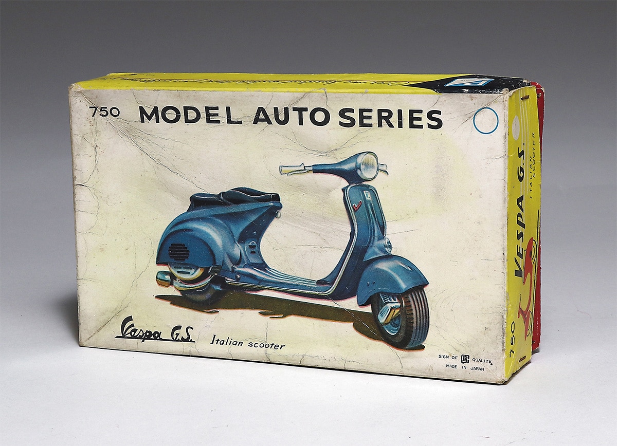 BCバンダイ ベスパ GS 水色