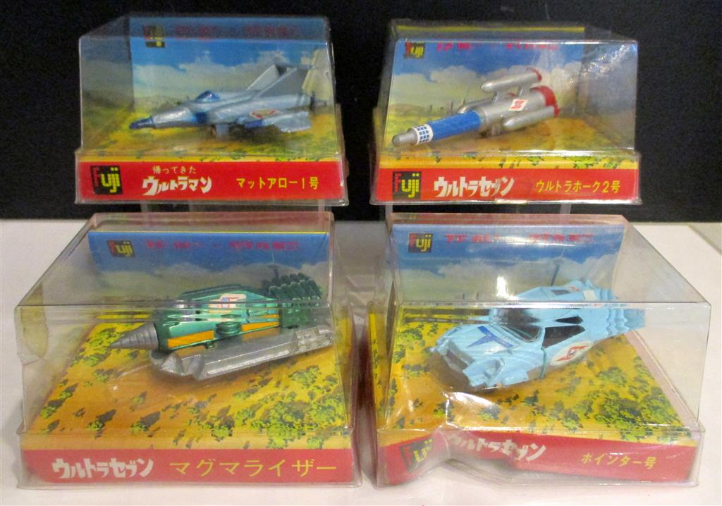 フジホビー ダイカミニ 4箱セット ウルトラセブン/帰ってきたウルトラマン