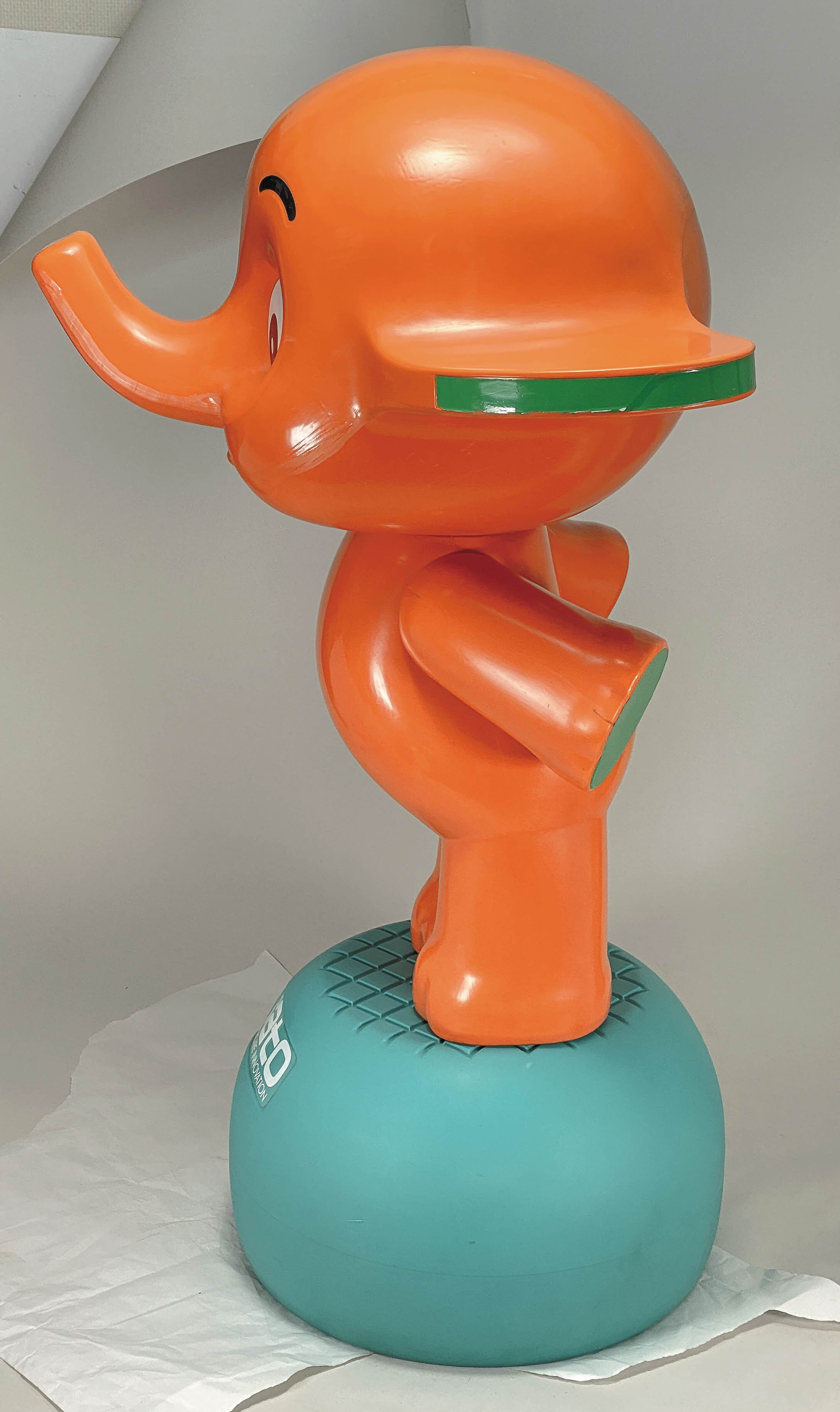 佐藤製薬 店頭用 サトちゃん人形21 1993年型（手後ろ）