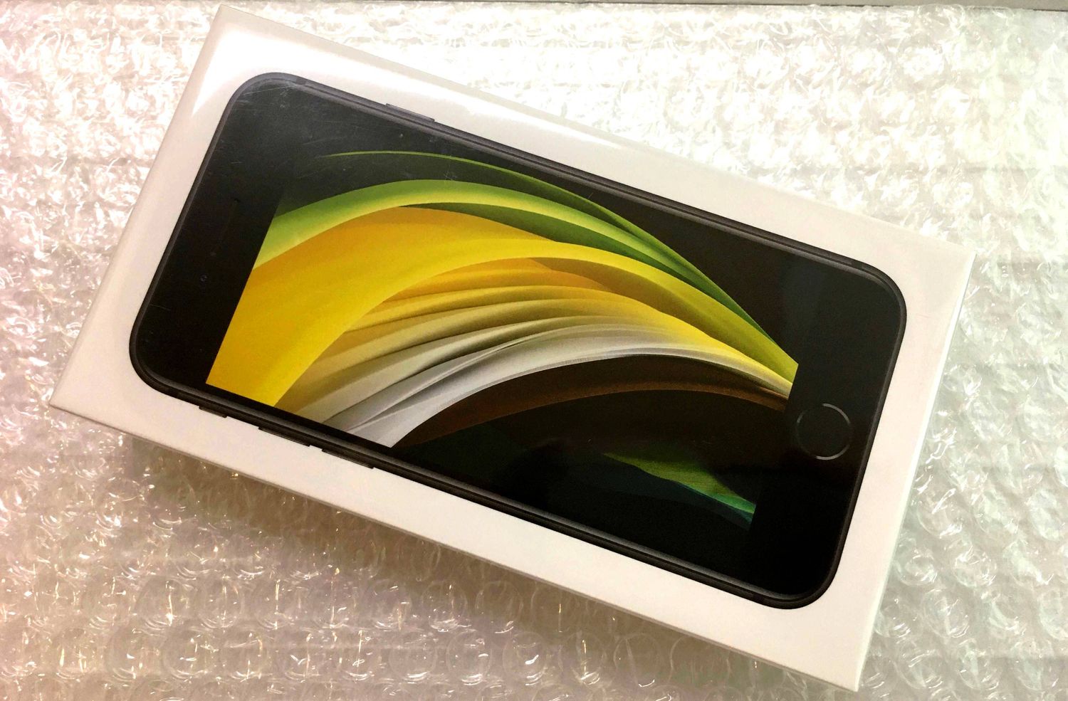 ムスビー｜新品同様 Apple版 iPhoneSE2 256GB Black SIMフリー【iPhone