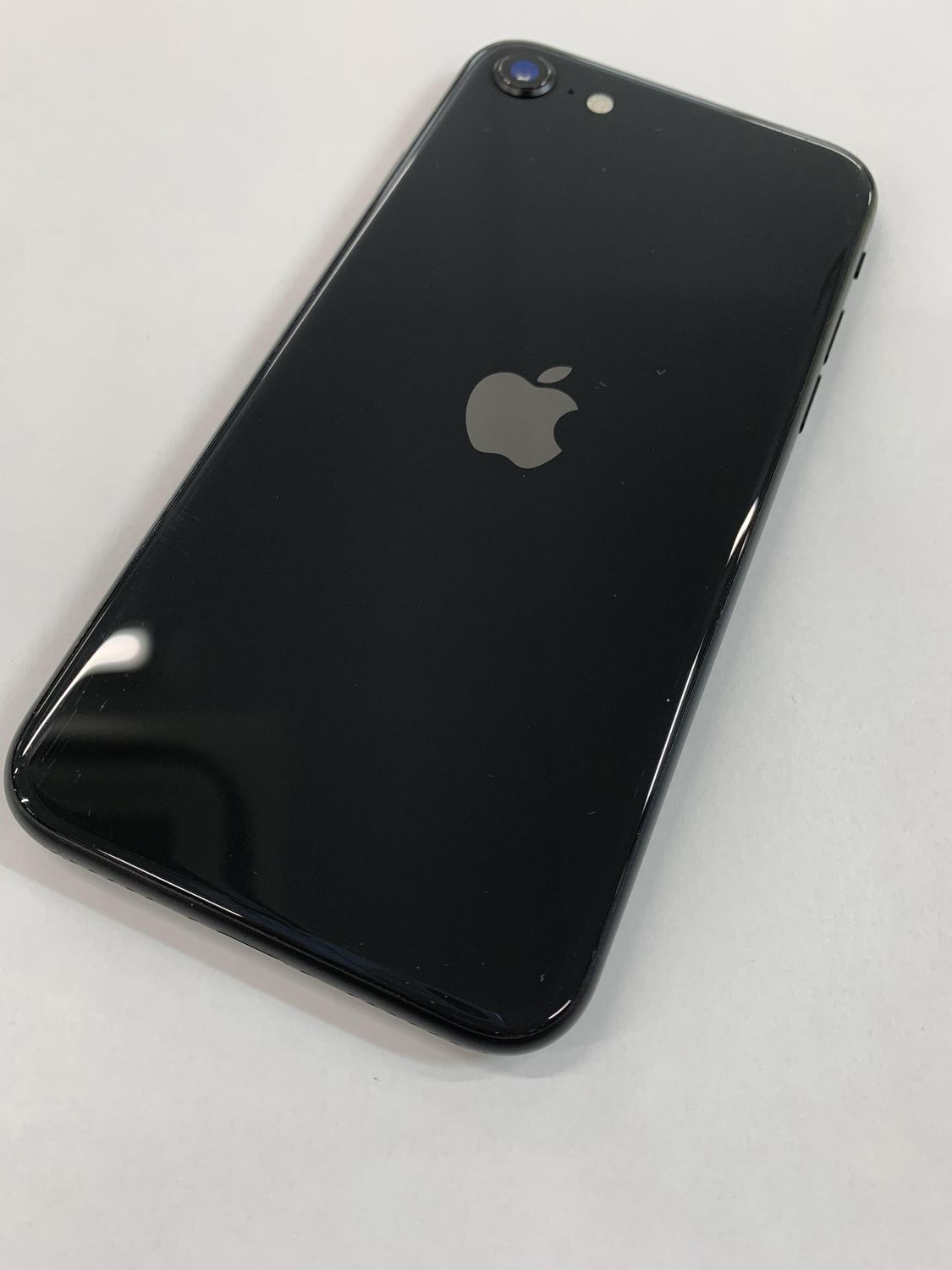 ムスビー｜Apple iPhone SE（第2世代） 64GB ブラック SIMフリー