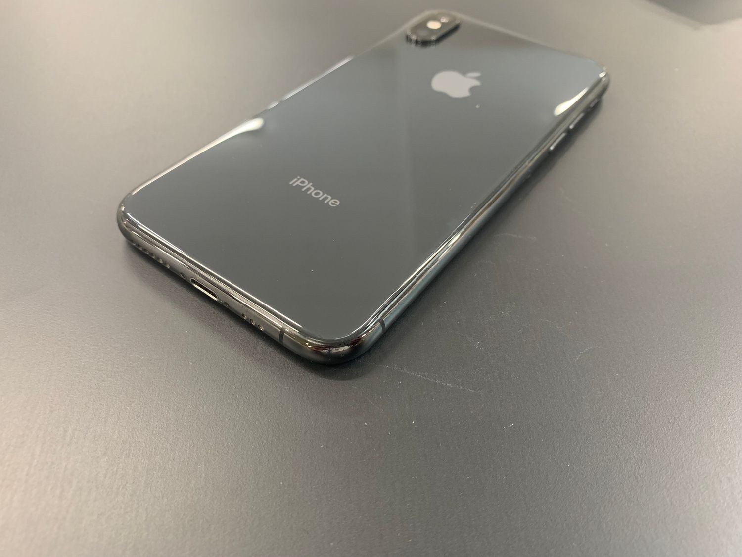 美品】iPhoneX 256GB スペースグレイ バッテリー67% 大容量】iPhoneX