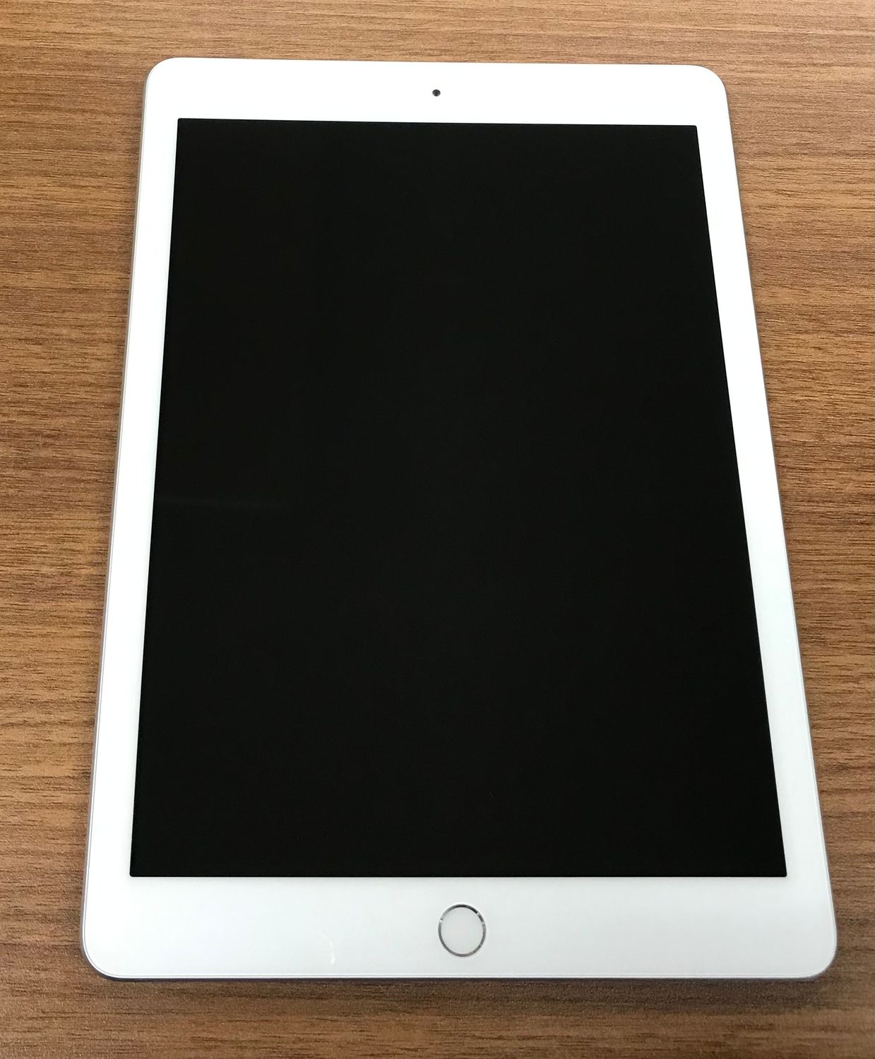 ムスビー｜【JCKA】極美品 バッテリー100% iPad第6世代 128GB シルバー